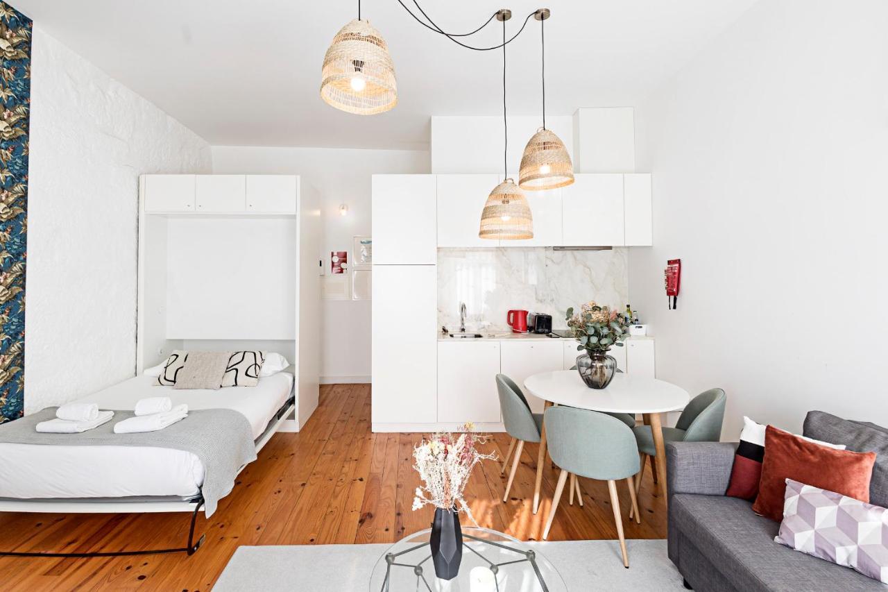 Lovelystay - Cativo Studio Downtown By Metro Station Порто Екстериор снимка